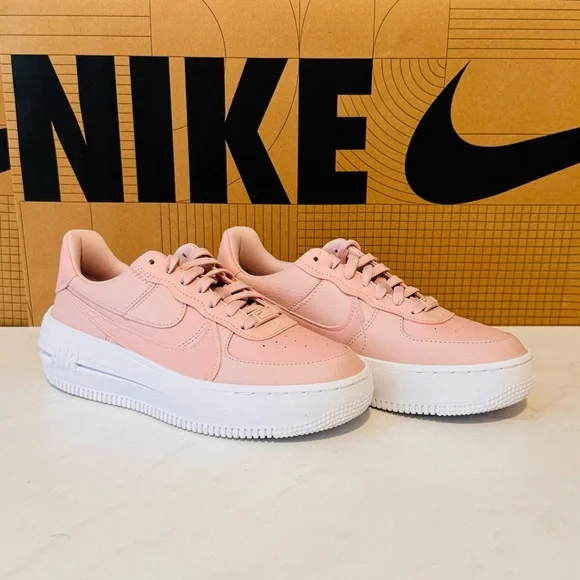 Final Sale!!! ๐บ NIKE ๐บ Nike Air Force 1 PLT.AF.ORM ๐ - Picture 5 of 14